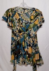 Large, Zinc open neck, Polyester blouse